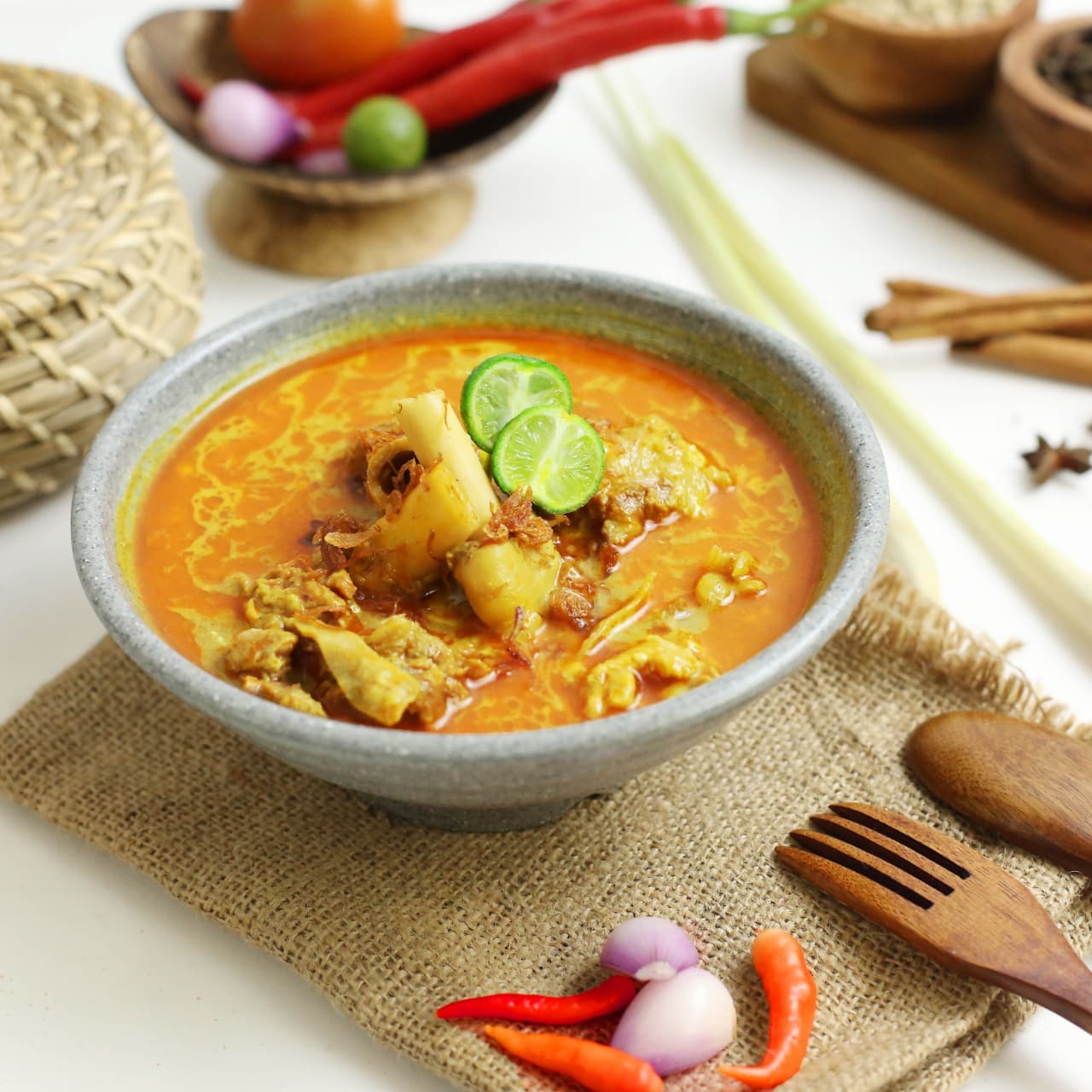 Sajian masakan paket Aqiqah Premium